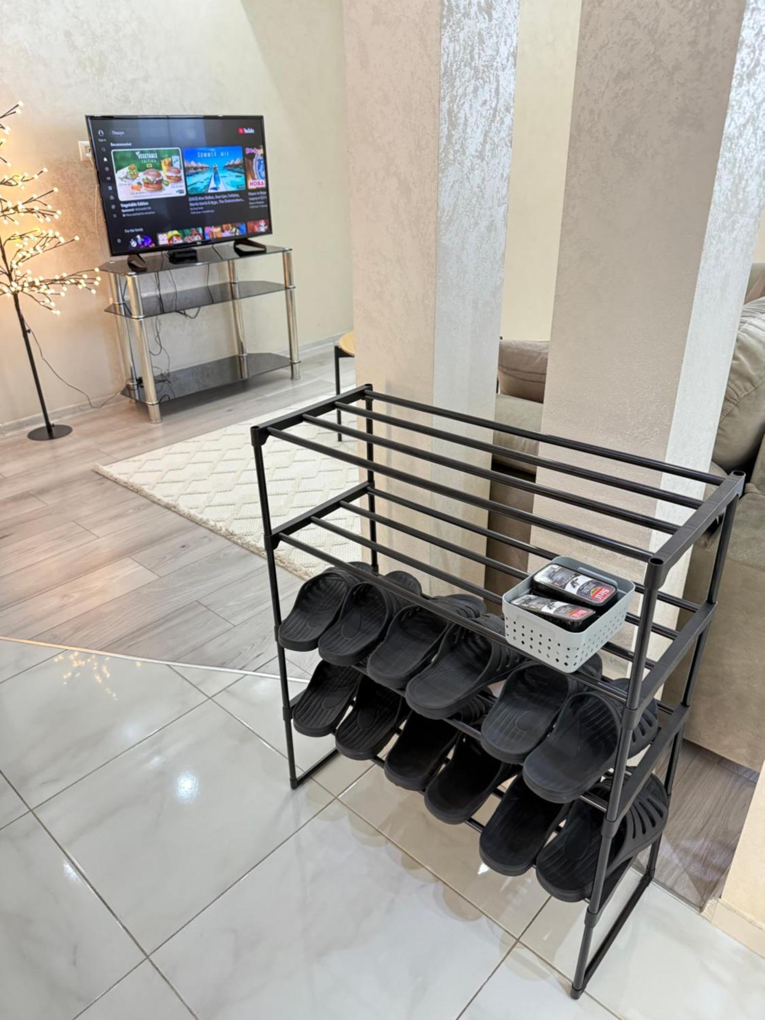 Cozy Two Bedroom Large Apartment Chisinau Luaran gambar