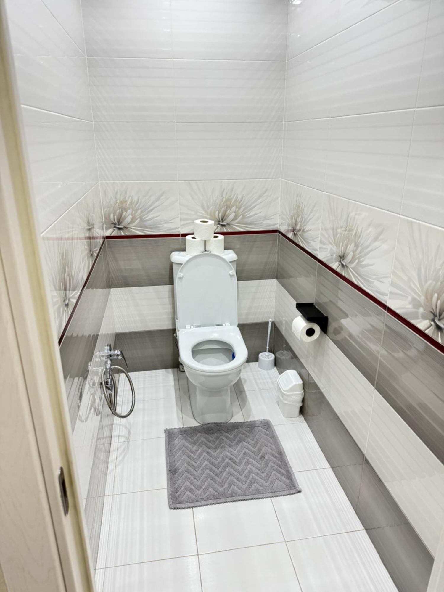 Cozy Two Bedroom Large Apartment Chisinau Luaran gambar