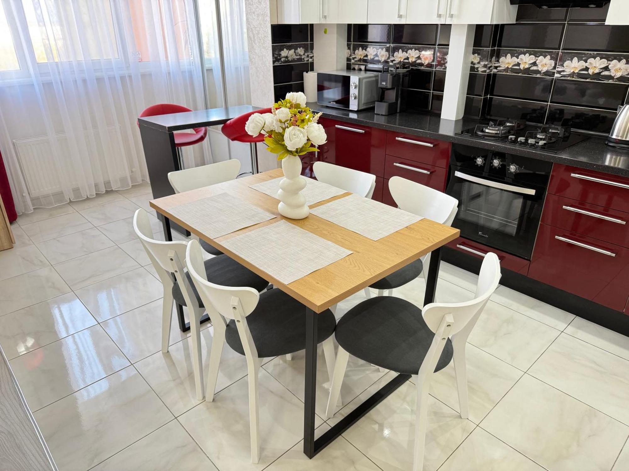 Cozy Two Bedroom Large Apartment Chisinau Luaran gambar