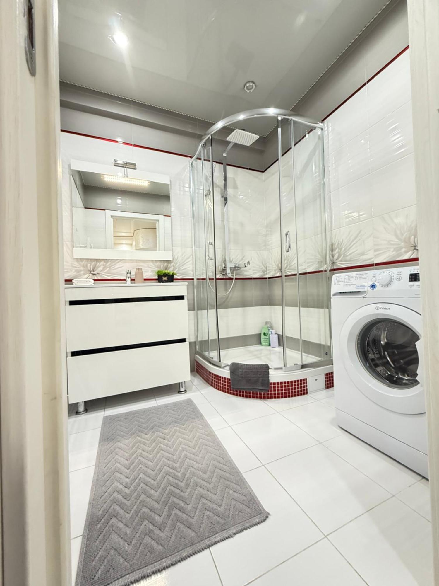 Cozy Two Bedroom Large Apartment Chisinau Luaran gambar