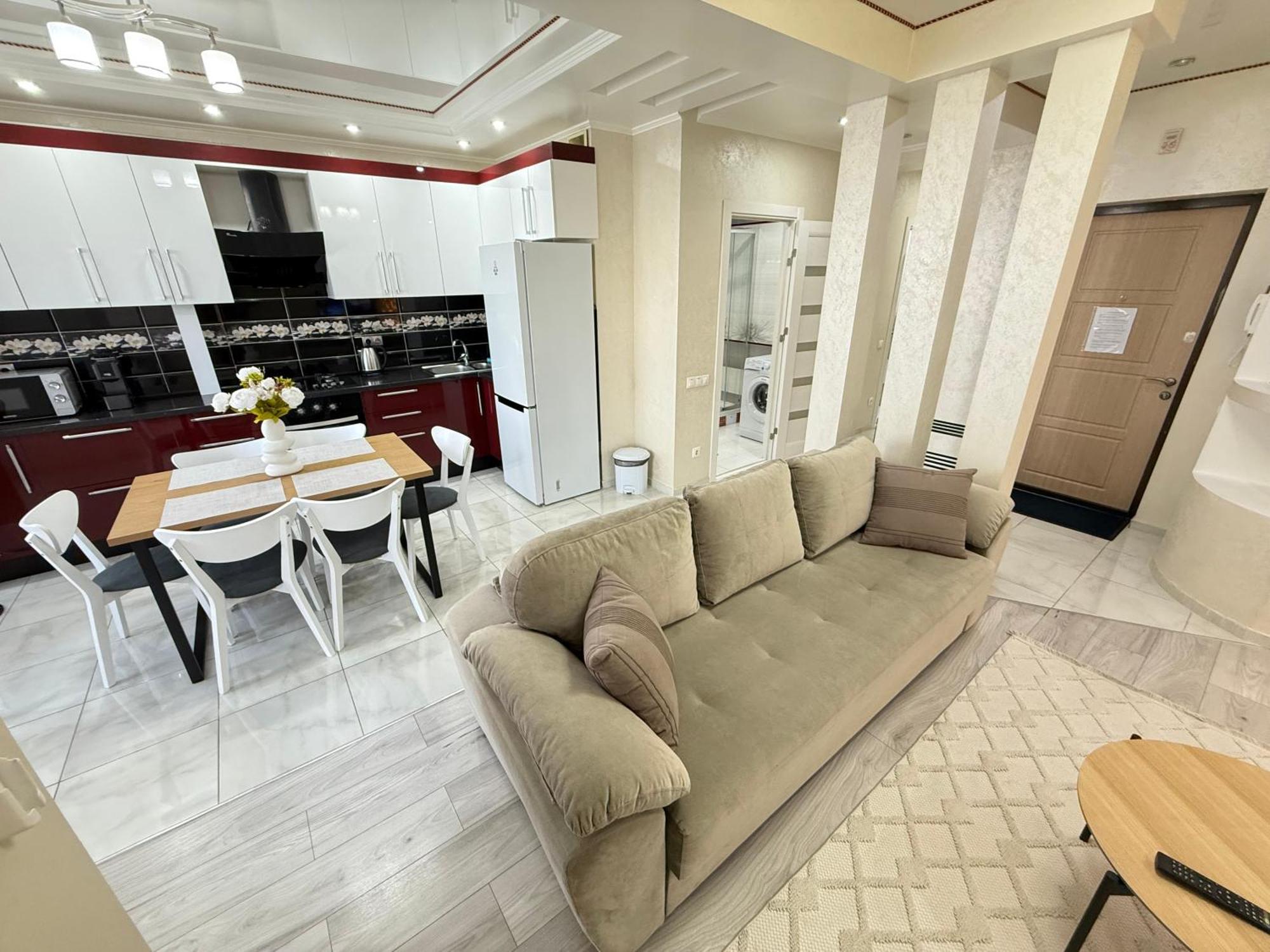 Cozy Two Bedroom Large Apartment Chisinau Luaran gambar