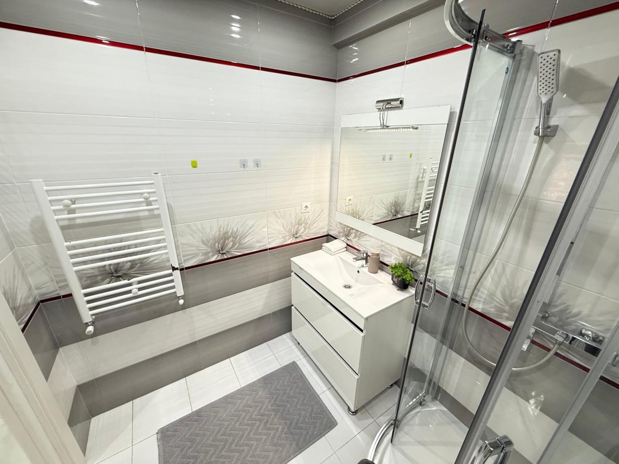 Cozy Two Bedroom Large Apartment Chisinau Luaran gambar